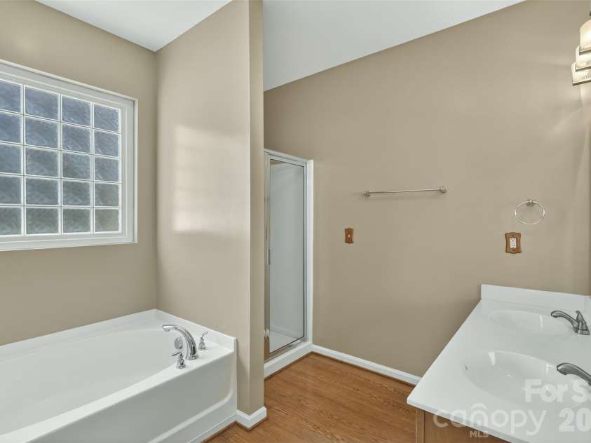 13028 Fenceline Drive, Charlotte, NC 28278.  MLS# CAR4357504, YatesRealty ID 5290. 