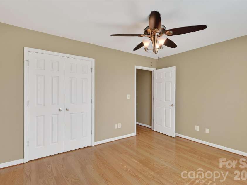 13028 Fenceline Drive, Charlotte, NC 28278.  MLS# CAR4357504, YatesRealty ID 5290. 