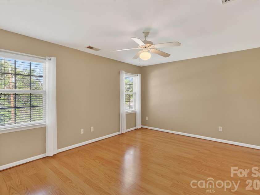13028 Fenceline Drive, Charlotte, NC 28278.  MLS# CAR4357504, YatesRealty ID 5290. 