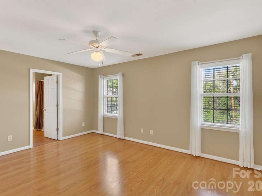 13028 Fenceline Drive, Charlotte, NC 28278.  MLS# CAR4357504, YatesRealty ID 5290. 