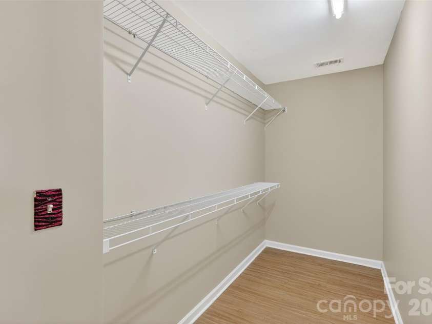 13028 Fenceline Drive, Charlotte, NC 28278.  MLS# CAR4357504, YatesRealty ID 5290. 