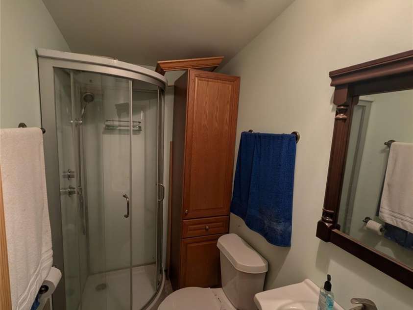 5732 Daybrook Court, Stanley, NC 28164.  MLS# CAR4426897, YatesRealty ID 52900. Bathroom
