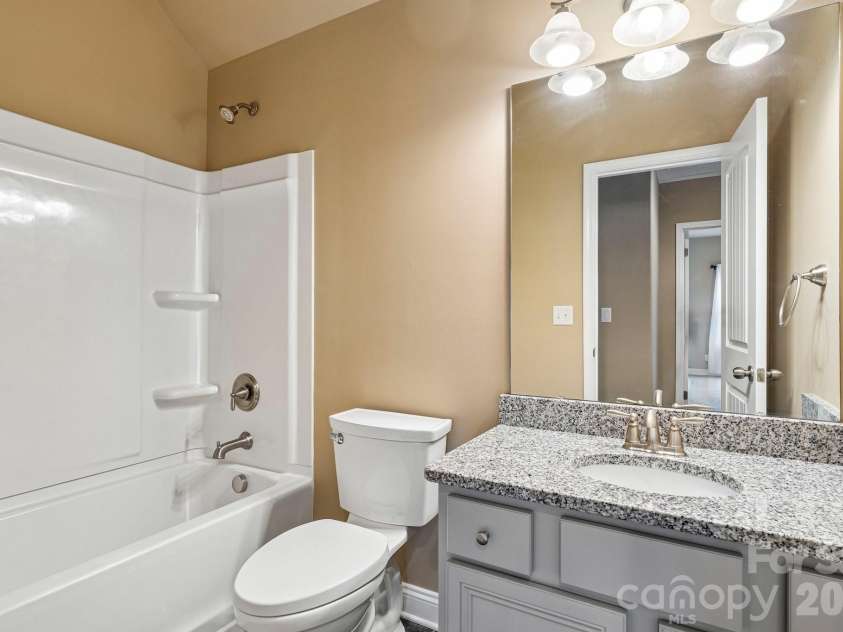 2950 Donegal Drive, Kannapolis, NC 28081.  MLS# CAR4427977, YatesRealty ID 52901. 