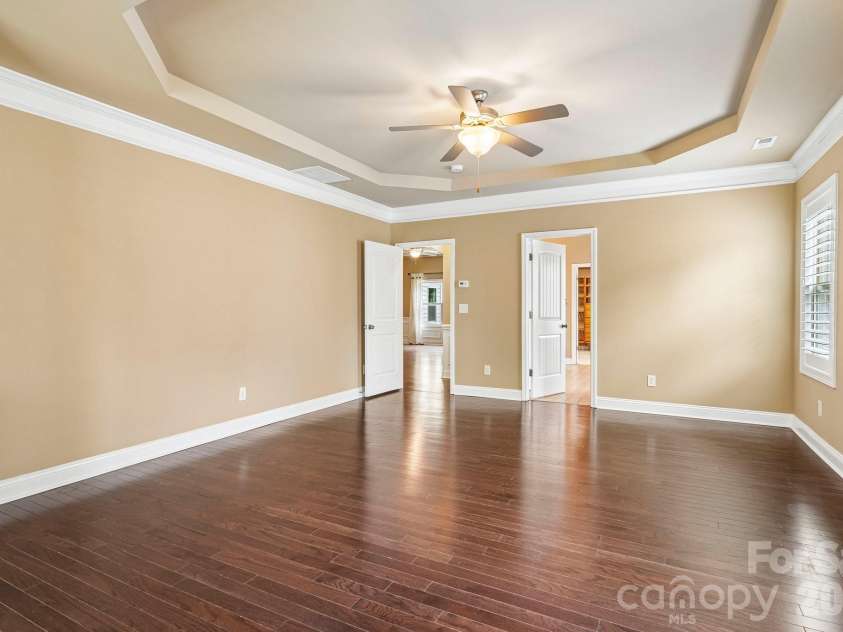 2950 Donegal Drive, Kannapolis, NC 28081.  MLS# CAR4427977, YatesRealty ID 52901. 