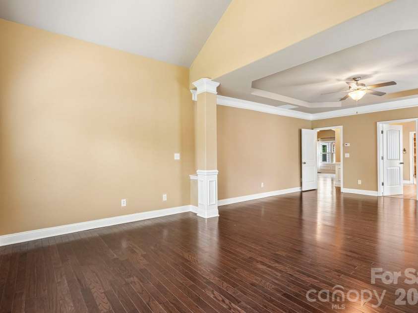 2950 Donegal Drive, Kannapolis, NC 28081.  MLS# CAR4427977, YatesRealty ID 52901. 