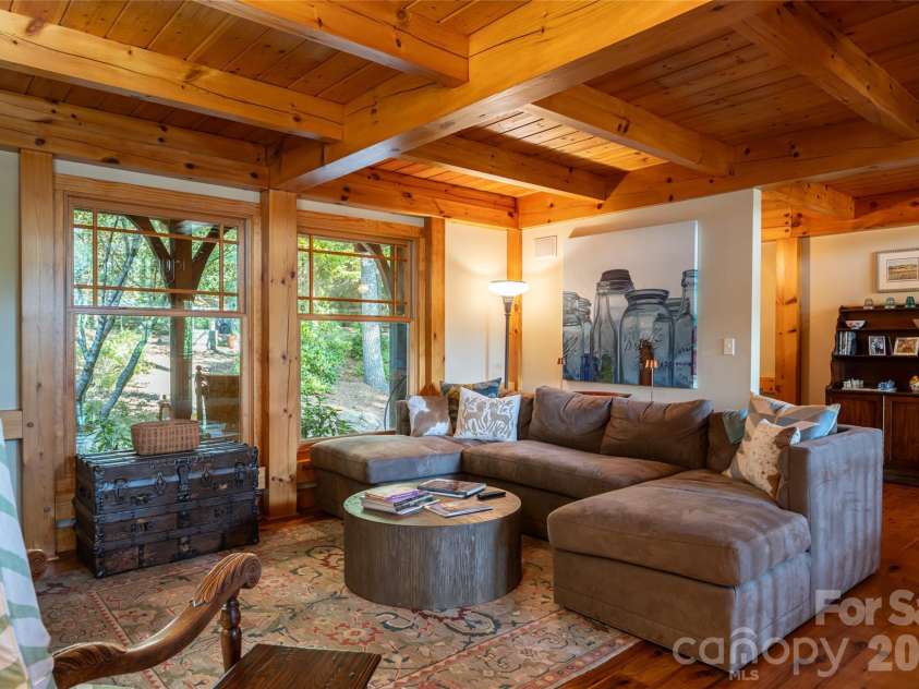 137 Bear Landing Drive, Hendersonville, NC 28792.  MLS# CAR4422900, YatesRealty ID 52902. Den