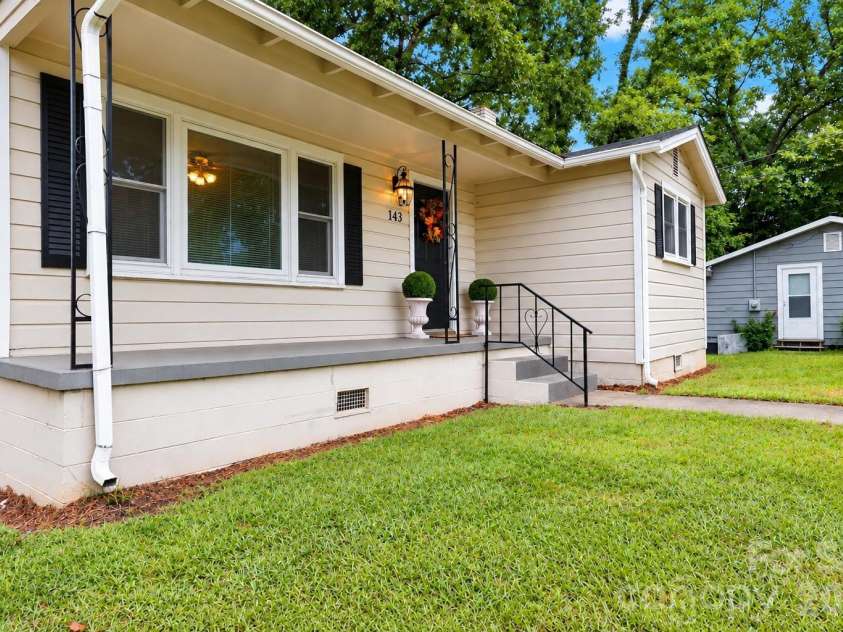 143 Waco Avenue, Kannapolis, NC 28083.  MLS# CAR4424660, YatesRealty ID 52904. 