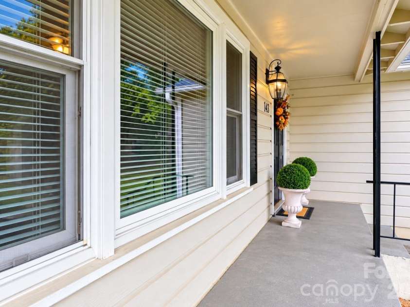 143 Waco Avenue, Kannapolis, NC 28083.  MLS# CAR4424660, YatesRealty ID 52904. 