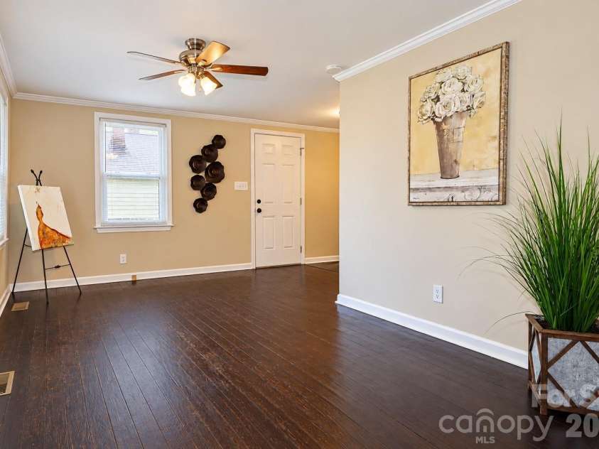143 Waco Avenue, Kannapolis, NC 28083.  MLS# CAR4424660, YatesRealty ID 52904. 