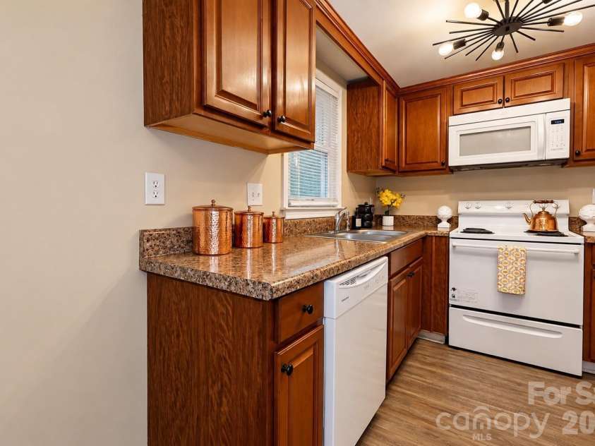 143 Waco Avenue, Kannapolis, NC 28083.  MLS# CAR4424660, YatesRealty ID 52904. 