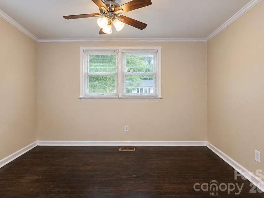 143 Waco Avenue, Kannapolis, NC 28083.  MLS# CAR4424660, YatesRealty ID 52904. 