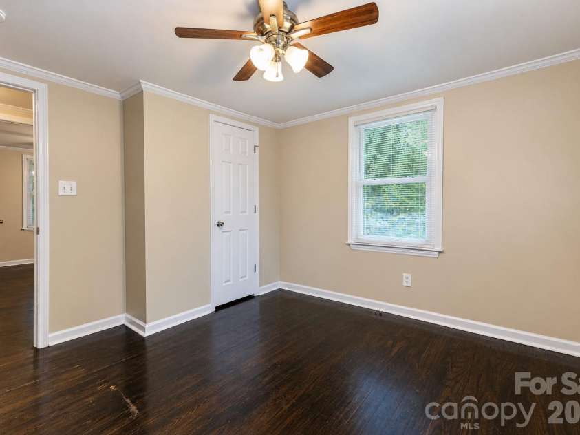 143 Waco Avenue, Kannapolis, NC 28083.  MLS# CAR4424660, YatesRealty ID 52904. 