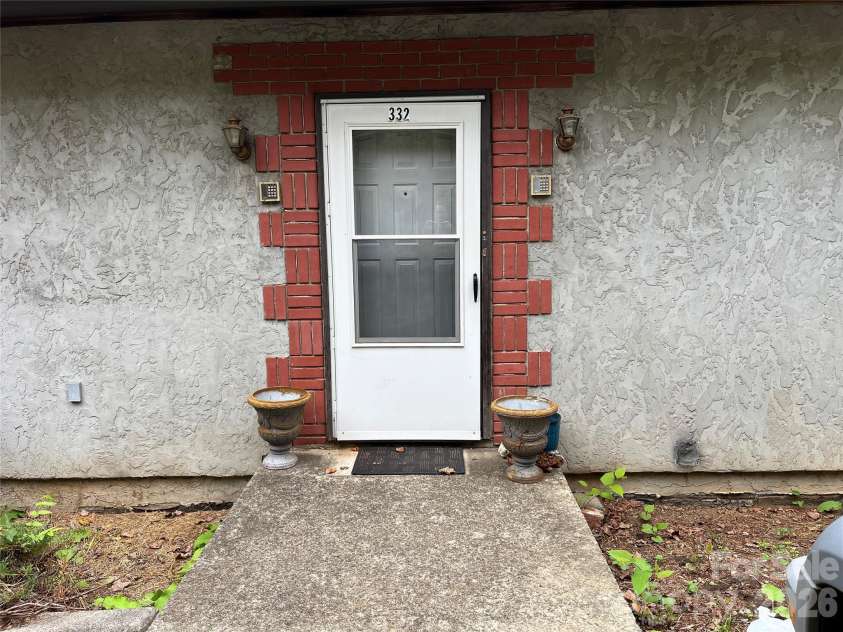 332 Beaumont Street, Asheville, NC 28801.  MLS# CAR4427490, YatesRealty ID 52906. 