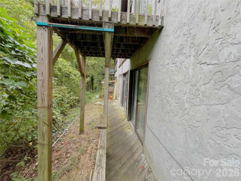 332 Beaumont Street, Asheville, NC 28801.  MLS# CAR4427490, YatesRealty ID 52906. Rear decking