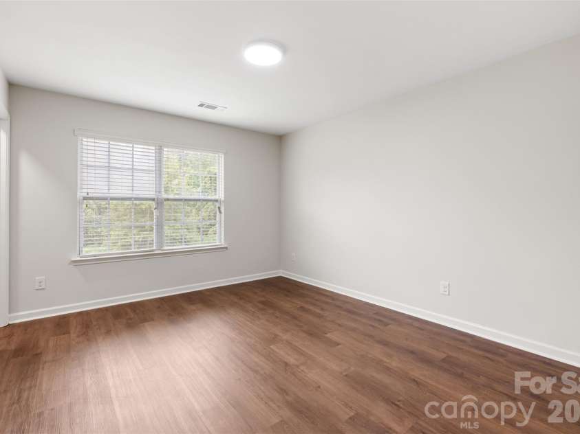2824 Easton Knoll Drive, Dallas, NC 28034.  MLS# CAR4427656, YatesRealty ID 52907. Bedroom #2