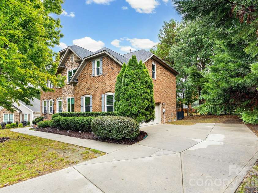 1312 Muirfield Court, Rock Hill, SC 29730.  MLS# CAR4426764, YatesRealty ID 52908. 