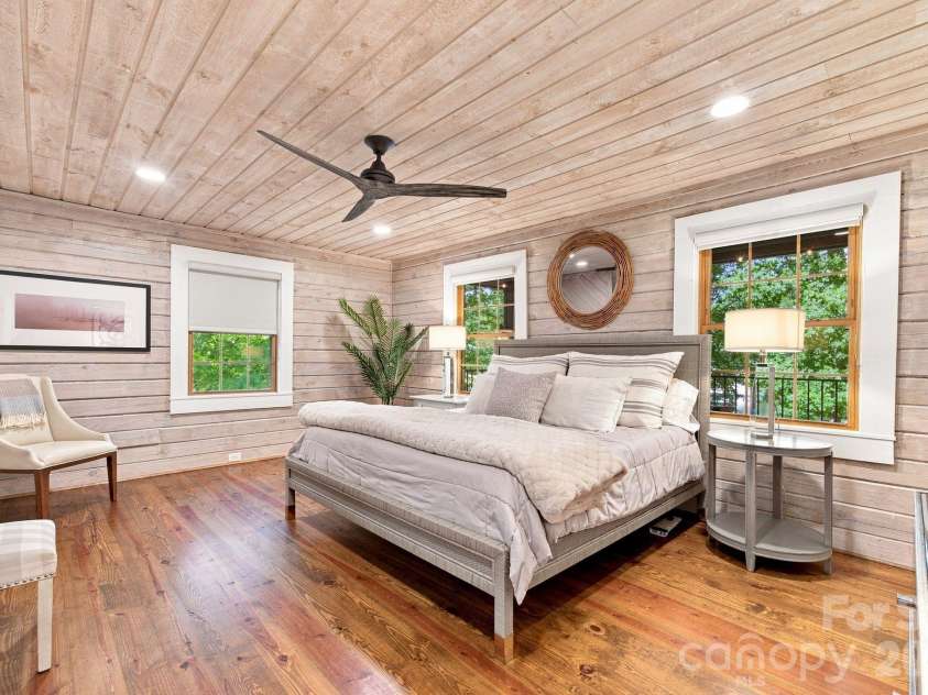 9428 Windygap Road, Charlotte, NC 28278.  MLS# CAR4427688, YatesRealty ID 52909. 