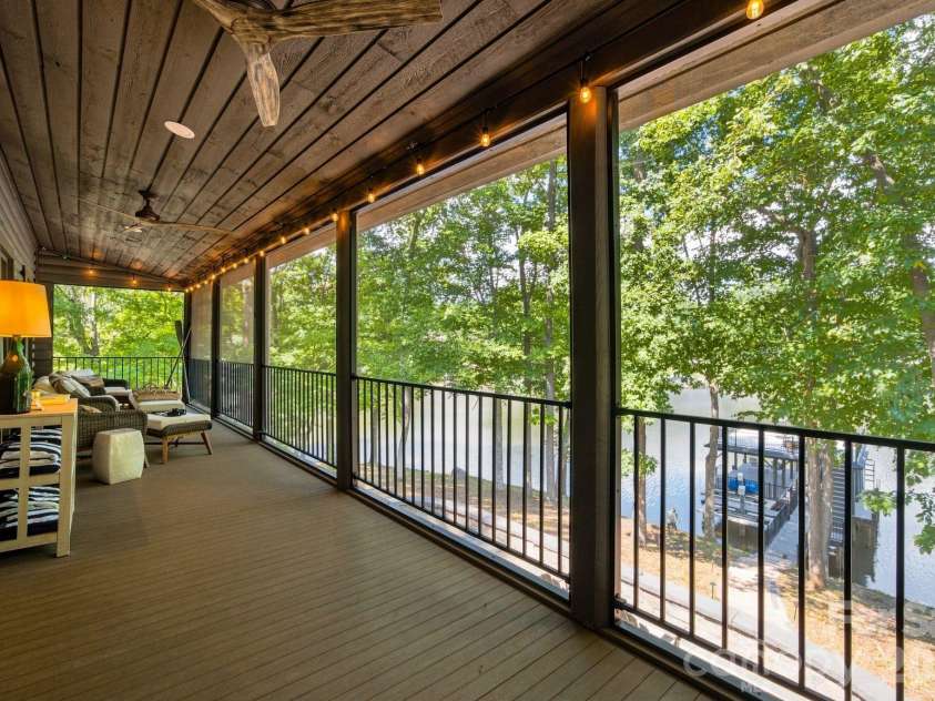 9428 Windygap Road, Charlotte, NC 28278.  MLS# CAR4427688, YatesRealty ID 52909. 