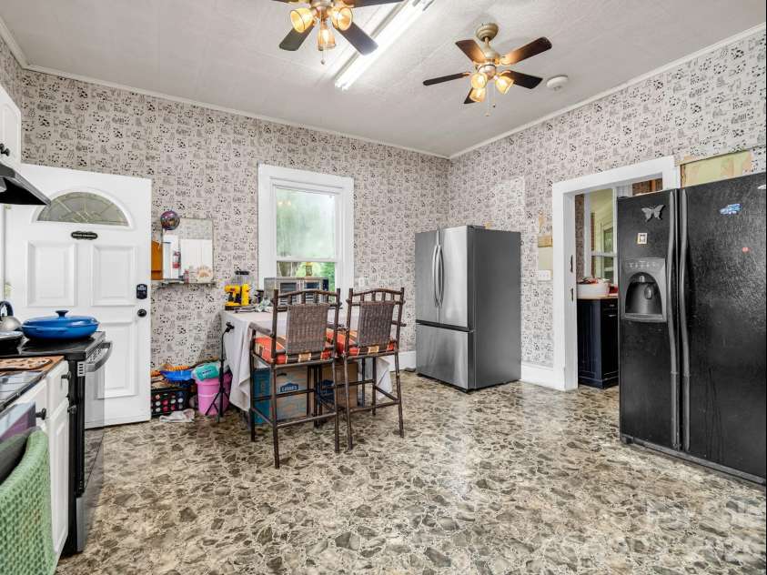 252 Spencer Street, Ellenboro, NC 28040.  MLS# CAR4427773, YatesRealty ID 52911. 