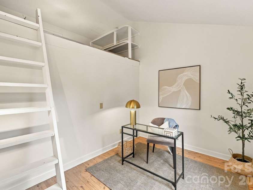 21 Balsam Avenue, Asheville, NC 28806.  MLS# CAR4423009, YatesRealty ID 52913. Bonus room/Office with lofted storage space