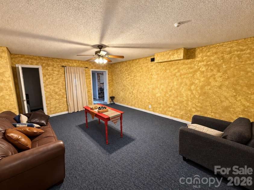 5980 Willowbottom Road, Hickory, NC 28602.  MLS# CAR4426614, YatesRealty ID 52915. 