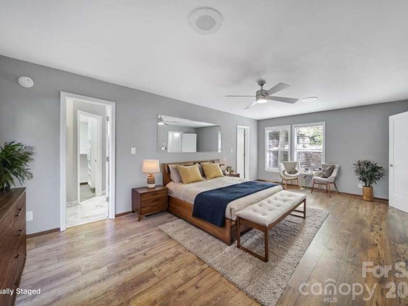 7005 Tega Cay Drive, Tega Cay, SC 29708.  MLS# CAR4319146, YatesRealty ID 5292. 
