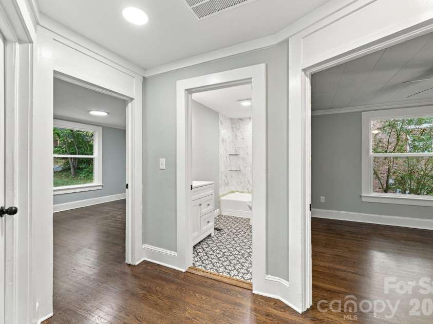 516 Englewood Street, Concord, NC 28025.  MLS# CAR4428466, YatesRealty ID 52921. 