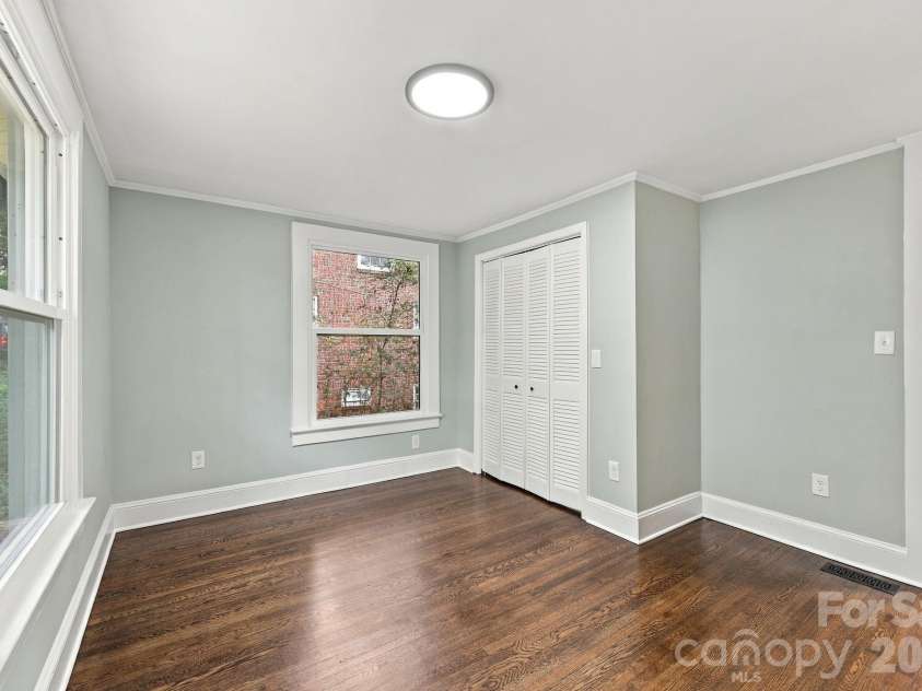 516 Englewood Street, Concord, NC 28025.  MLS# CAR4428466, YatesRealty ID 52921. 