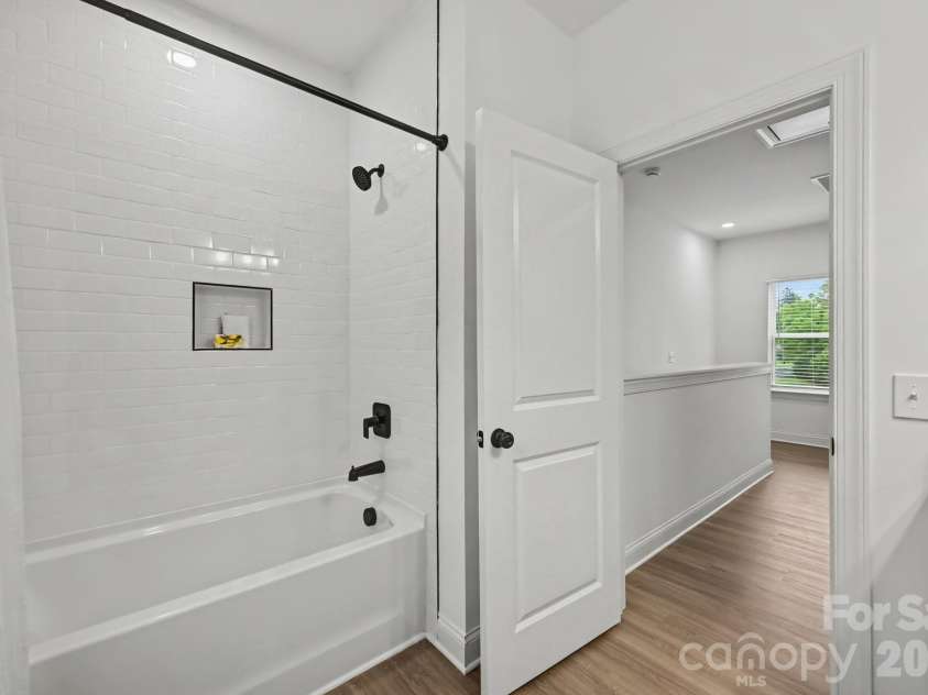 45 13th Street, Newton, NC 28658.  MLS# CAR4428128, YatesRealty ID 52922. Fresh, modern full bath.