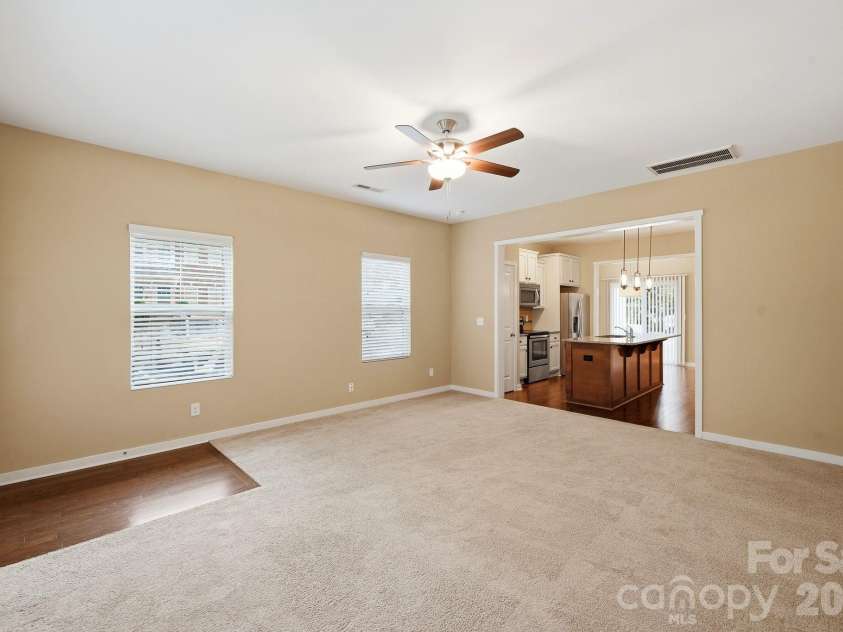 12766 Livengood Lane, Charlotte, NC 28269.  MLS# CAR4428024, YatesRealty ID 52929. 