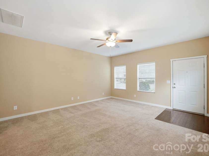 12766 Livengood Lane, Charlotte, NC 28269.  MLS# CAR4428024, YatesRealty ID 52929. 