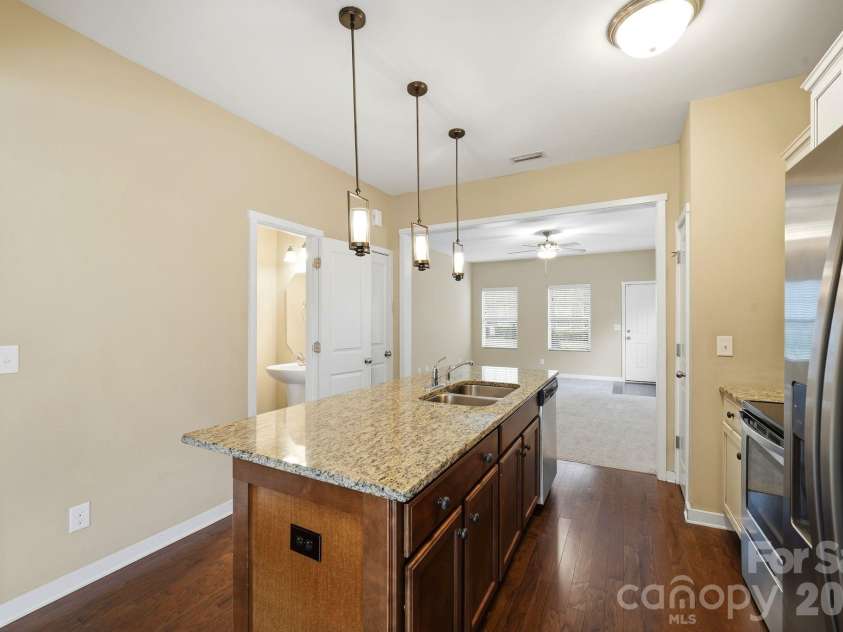 12766 Livengood Lane, Charlotte, NC 28269.  MLS# CAR4428024, YatesRealty ID 52929. 