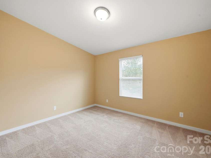 12766 Livengood Lane, Charlotte, NC 28269.  MLS# CAR4428024, YatesRealty ID 52929. 