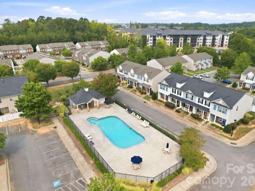 12766 Livengood Lane, Charlotte, NC 28269.  MLS# CAR4428024, YatesRealty ID 52929. 