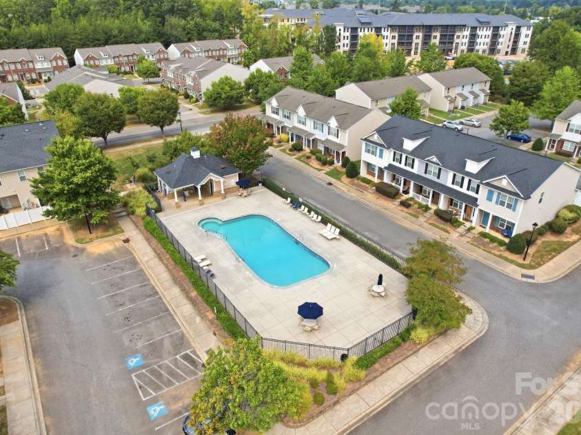 12766 Livengood Lane, Charlotte, NC 28269.  MLS# CAR4428024, YatesRealty ID 52929. 