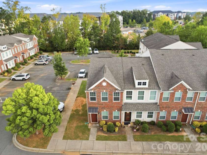 12766 Livengood Lane, Charlotte, NC 28269.  MLS# CAR4428024, YatesRealty ID 52929. 