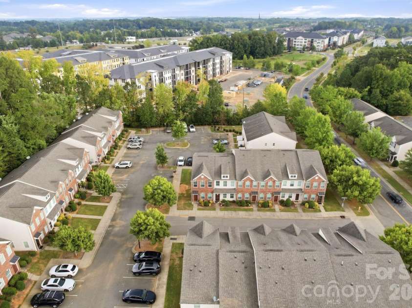 12766 Livengood Lane, Charlotte, NC 28269.  MLS# CAR4428024, YatesRealty ID 52929. 