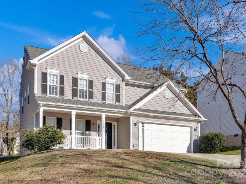 9150 Austin Ridge Lane, Charlotte, NC 28214.  MLS# CAR4213004, YatesRealty ID 5293. 