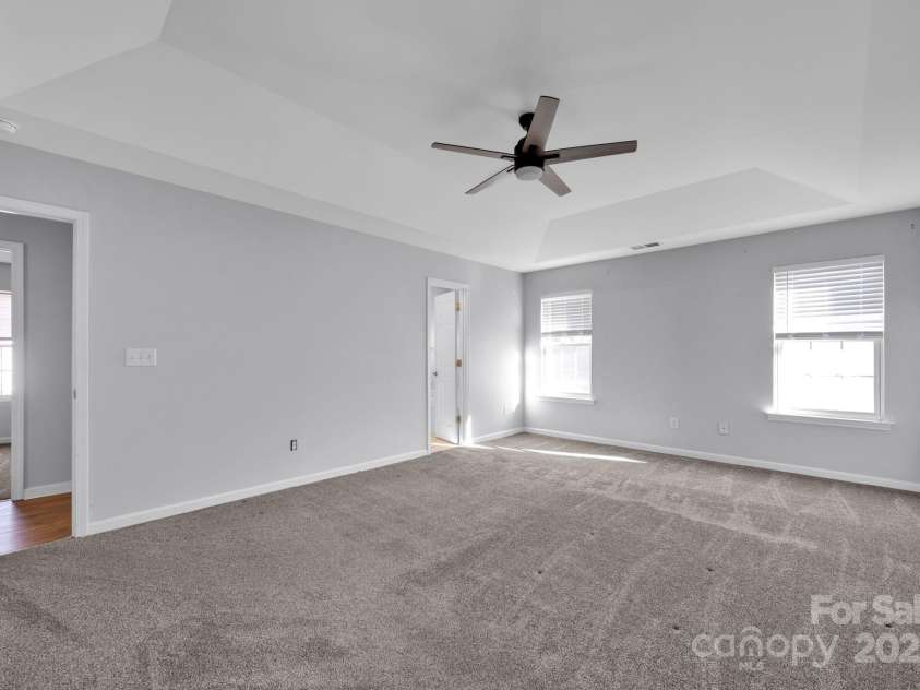 9150 Austin Ridge Lane, Charlotte, NC 28214.  MLS# CAR4213004, YatesRealty ID 5293. 