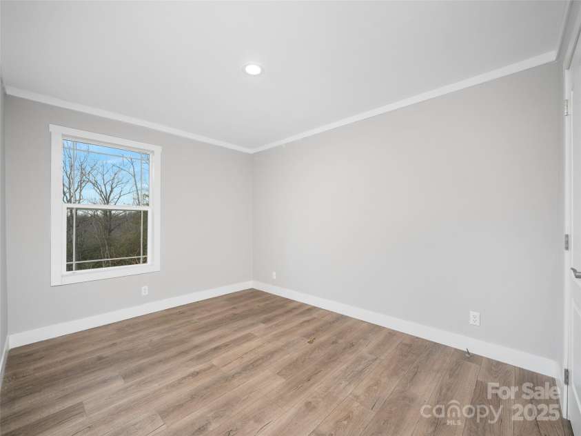 92 Jarrett Drive, Bakersville, NC 28705.  MLS# CAR4332689, YatesRealty ID 5293. 