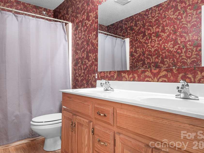 665 Millswood Drive, Mooresville, NC 28115.  MLS# CAR4427514, YatesRealty ID 52932. 
