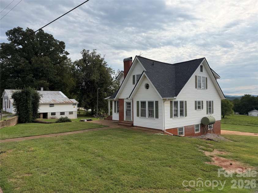 3360 US 64 Highway, Rutherfordton, NC 28139.  MLS# CAR4427321, YatesRealty ID 52937. 