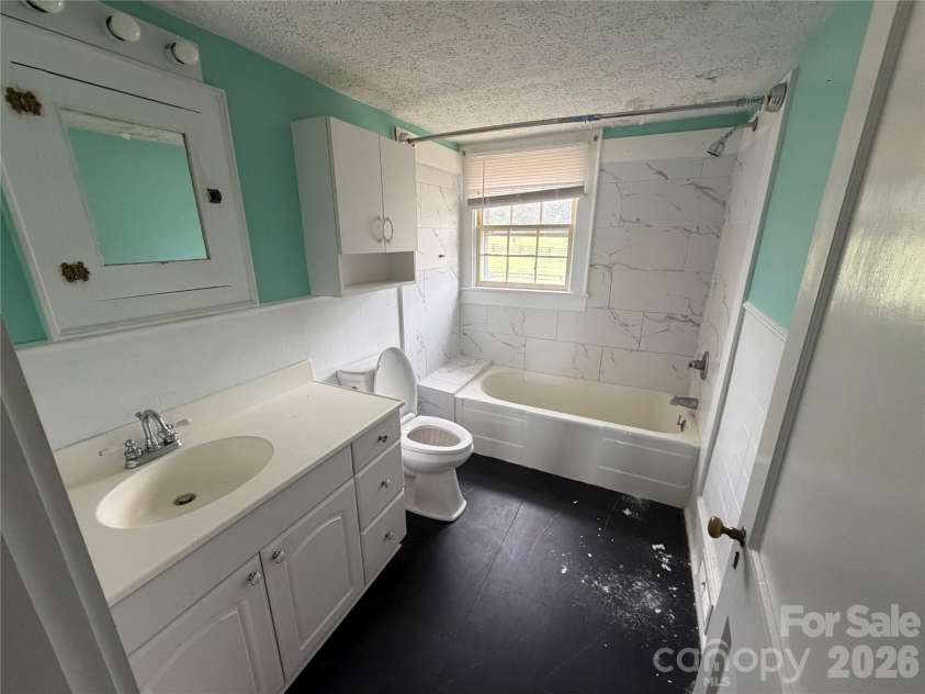 3360 US 64 Highway, Rutherfordton, NC 28139.  MLS# CAR4427321, YatesRealty ID 52937. 