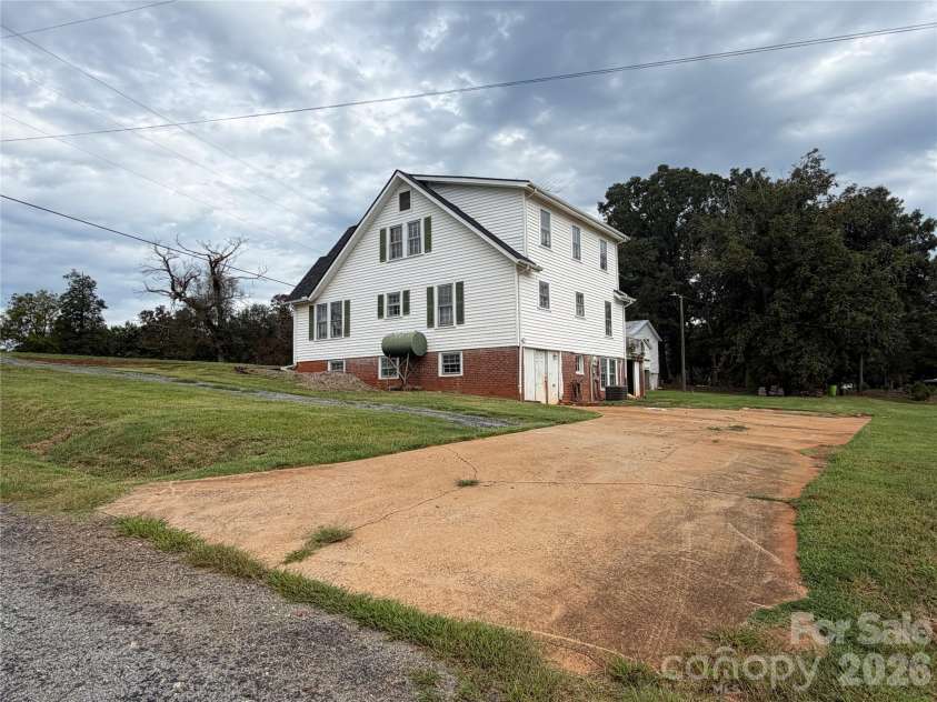 3360 US 64 Highway, Rutherfordton, NC 28139.  MLS# CAR4427321, YatesRealty ID 52937. 