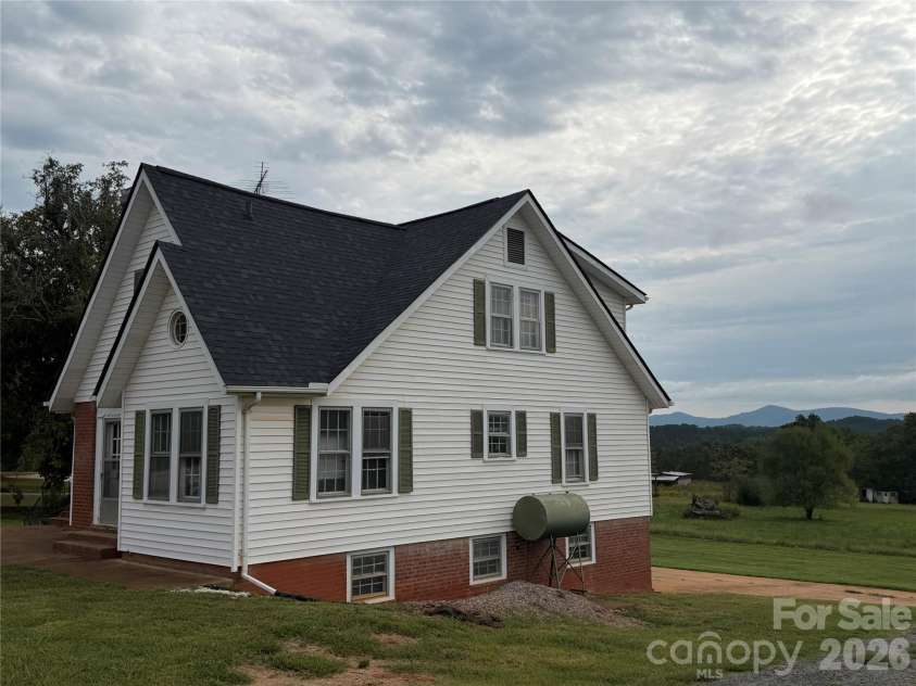 3360 US 64 Highway, Rutherfordton, NC 28139.  MLS# CAR4427321, YatesRealty ID 52937. 