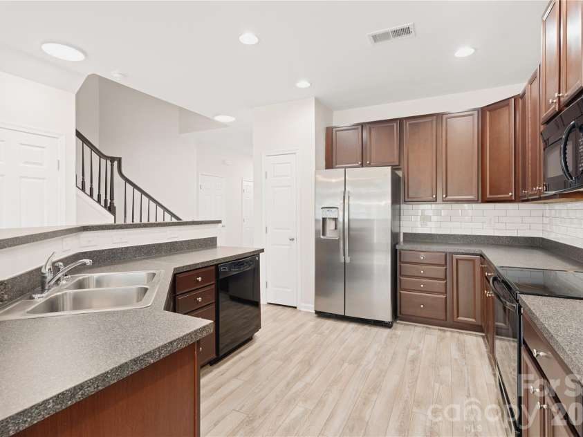 6300 Kloss Lane, Indian Trail, NC 28079.  MLS# CAR4427452, YatesRealty ID 52939. 