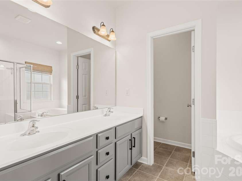 6300 Kloss Lane, Indian Trail, NC 28079.  MLS# CAR4427452, YatesRealty ID 52939. 
