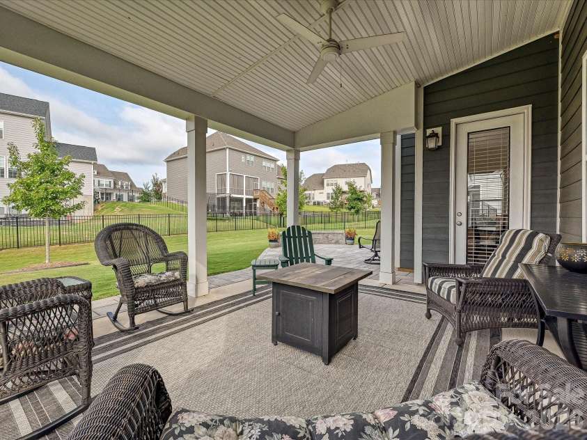 14712 Keyes Meadow Way, Huntersville, NC 28078.  MLS# CAR4427232, YatesRealty ID 52941. 