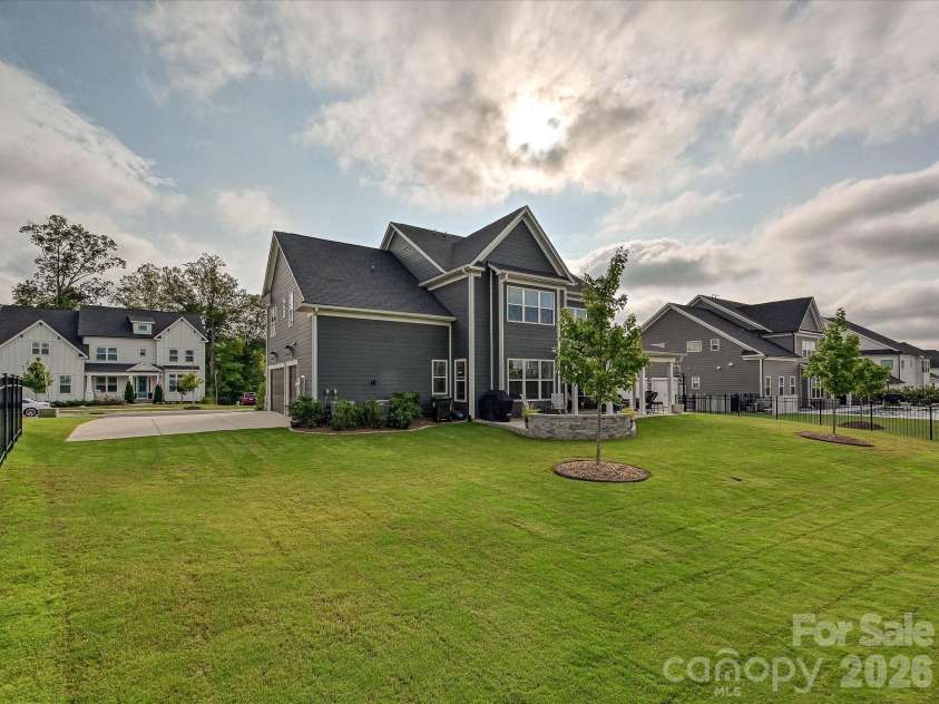 14712 Keyes Meadow Way, Huntersville, NC 28078.  MLS# CAR4427232, YatesRealty ID 52941. 