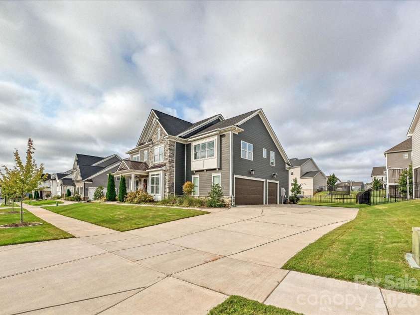 14712 Keyes Meadow Way, Huntersville, NC 28078.  MLS# CAR4427232, YatesRealty ID 52941. 
